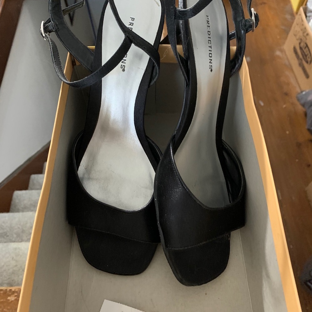 High heel shoes